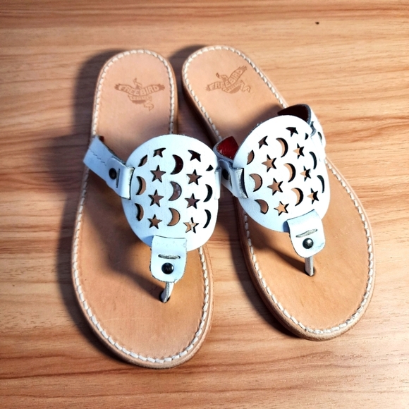 Freebird Size 7 White Leather Sandals with Star and Moon Cutouts - Picture 1 of 7
